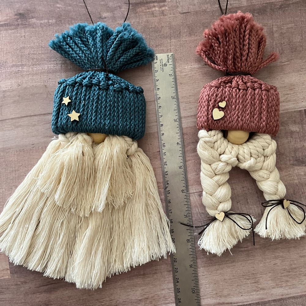 CHRISTMAS GNOMES SET FOR SEASON DECORATION HANDMADE MACRAME ORNAMENTS - Picture 4 of 13